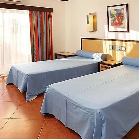 Spectacular 2 Bedroom In The Center Apartment