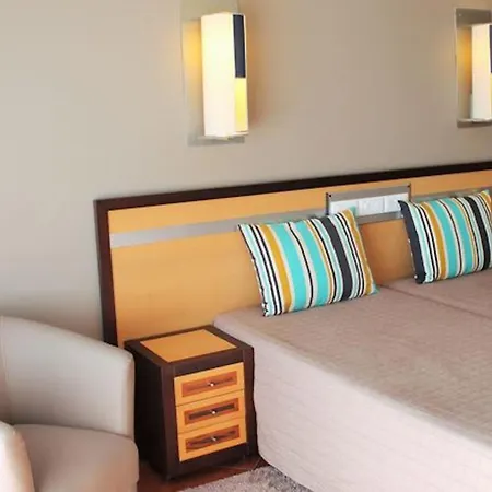 Spectacular 2 Bedroom In The Center アパート *